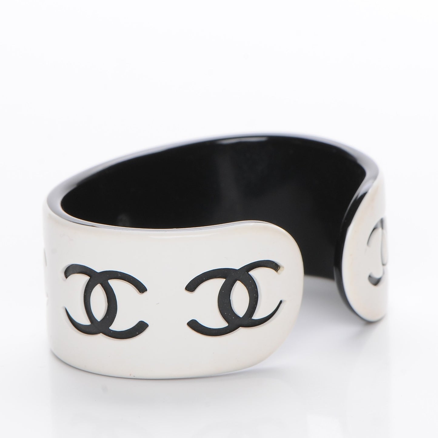 Resin CC Narrow Cuff White Black