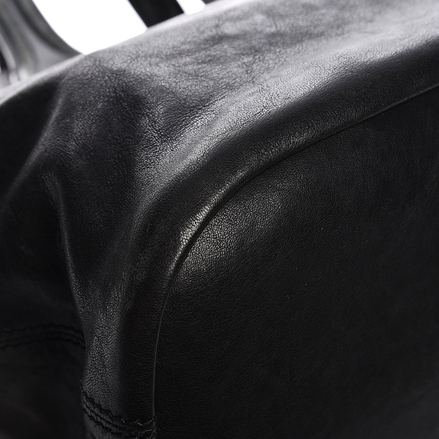 Lambskin Medium Nightingale Black