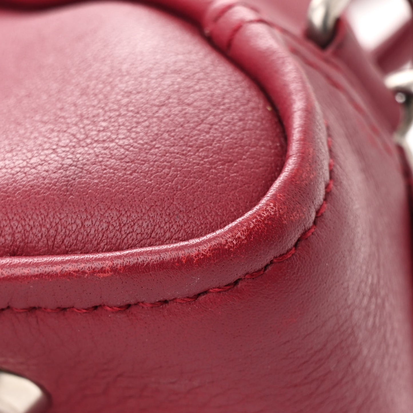 Shiny Day Calfskin S Triangle Duffle Rouge Grenat