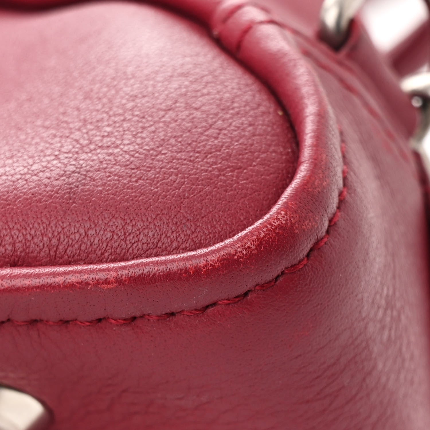 Balenciaga Shiny Day Calfskin S Triangle Duffle Rouge Grenat 10 of 11