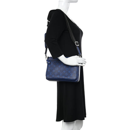 Louis Vuitton Taigarama Trio Messenger Cobalt 2 of 10