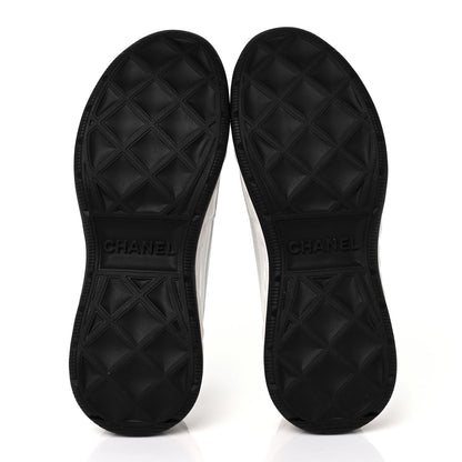 Chanel Velvet Calfskin Mixed Fibers CC Sneakers Ivory 36 Black 5 of 8