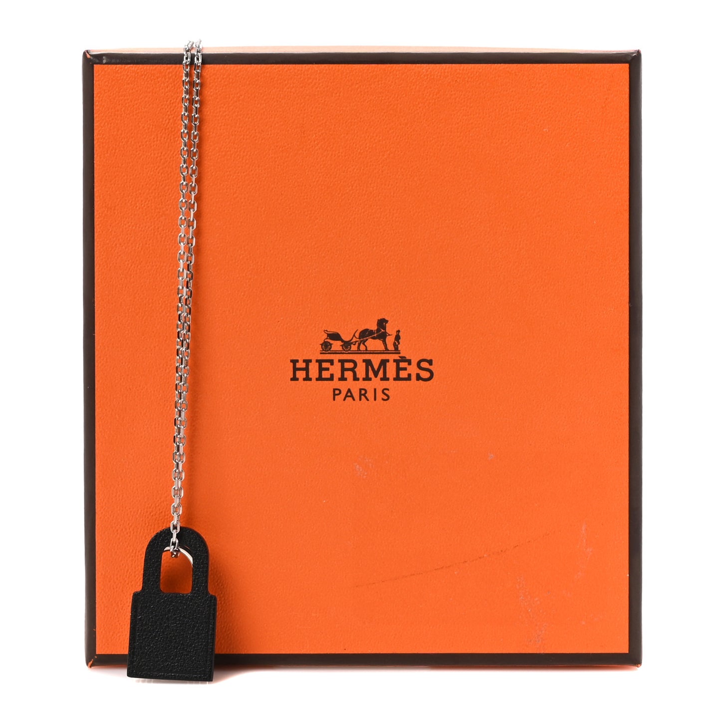 Swift Small O'Kelly Pendant Necklace Black