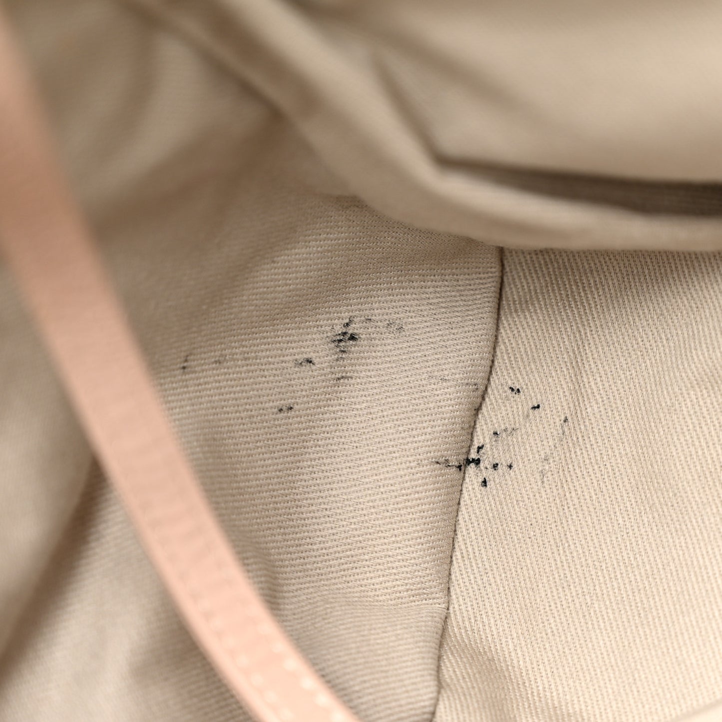 Glazed Calfskin Medium Deauville Tote Light Pink