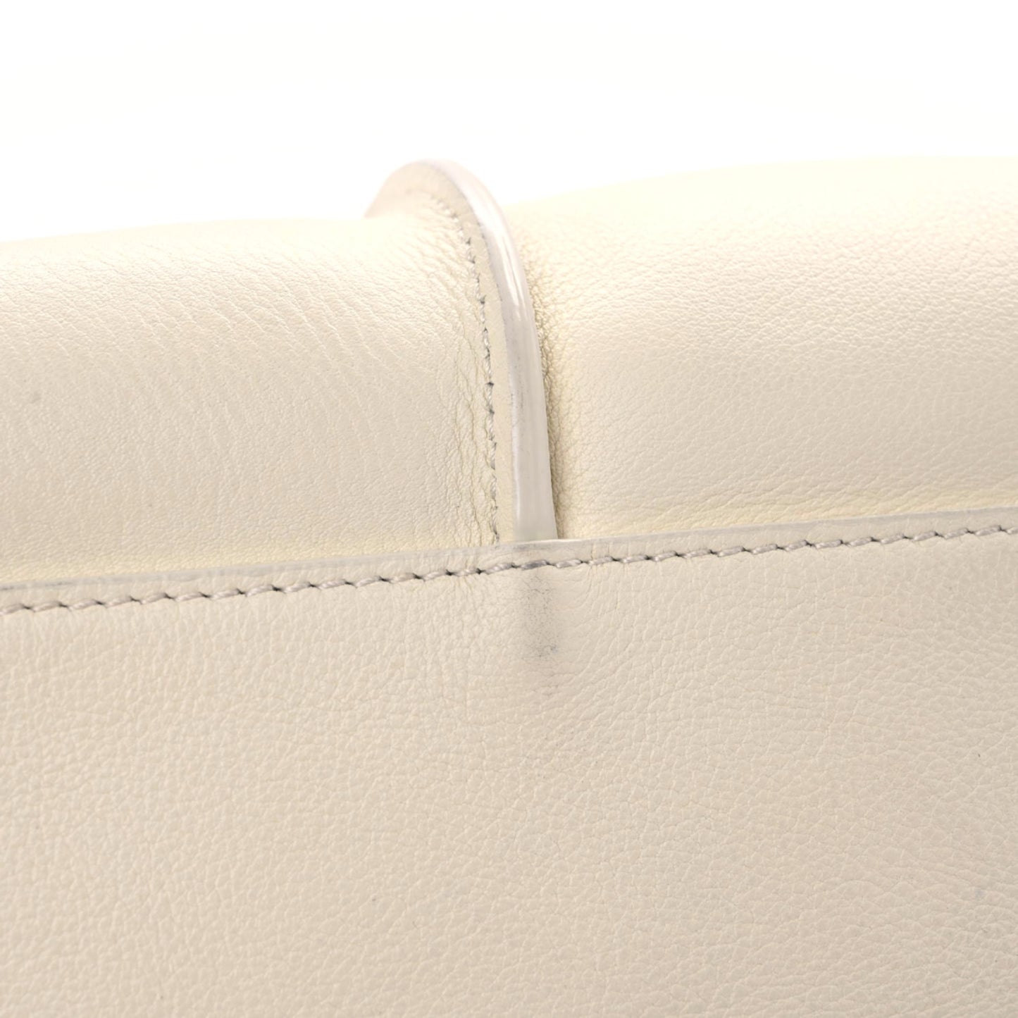 Smooth Calfskin Medium Vick Tote Off White