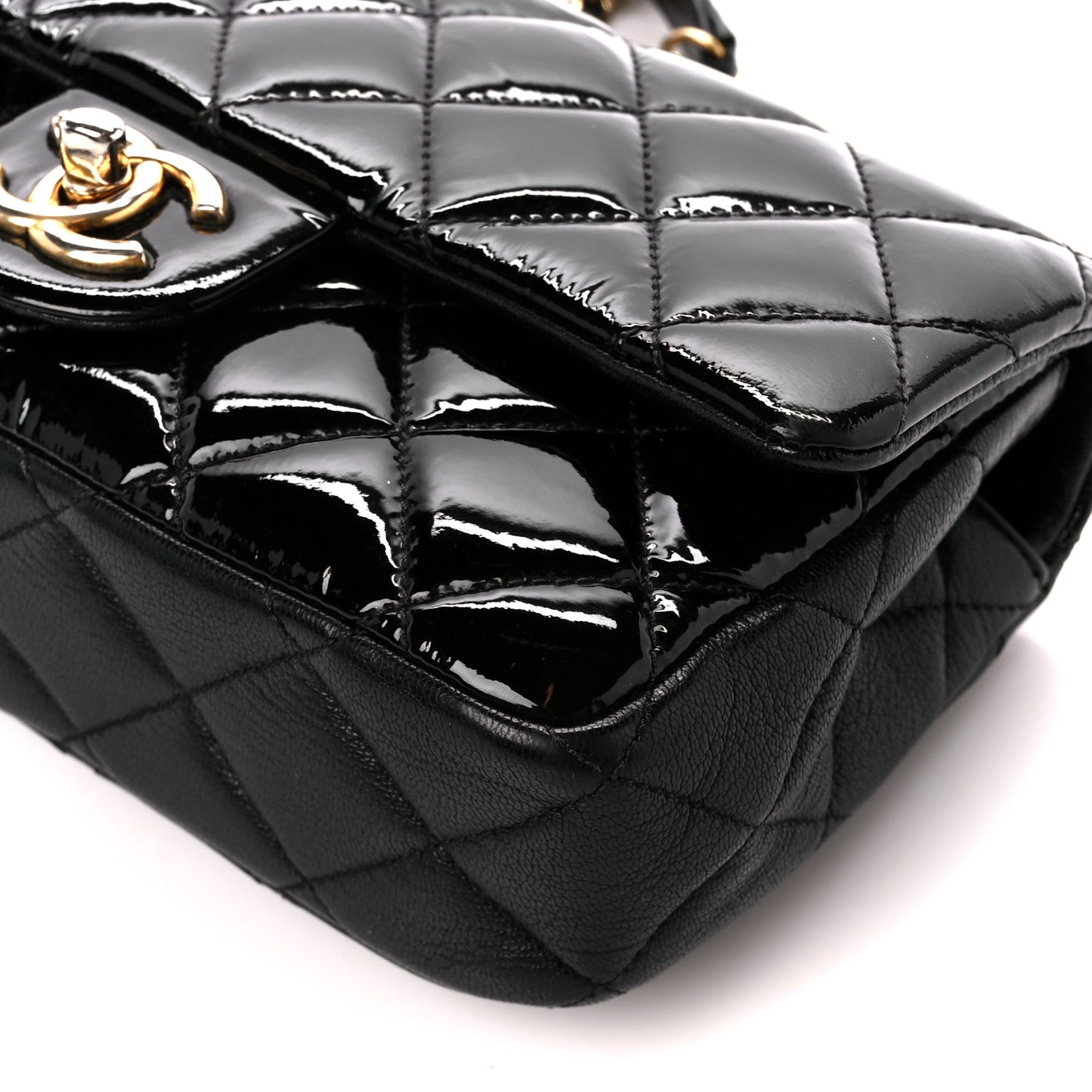 Patent Goatskin Quilted Small CC Eyelet Flap Black