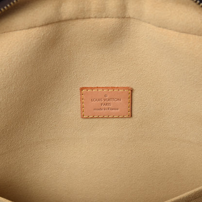 Louis Vuitton Monogram Manhattan GM 8 of 10