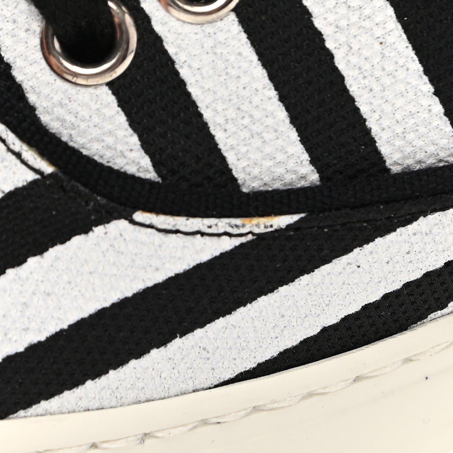 Canvas Striped Venice Low Top Sneakers 36.5 Black White