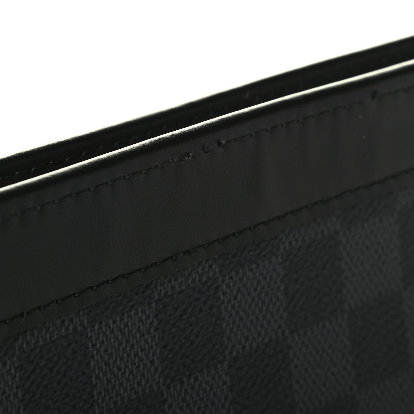 Damier Graphite Pochette Voyage GM