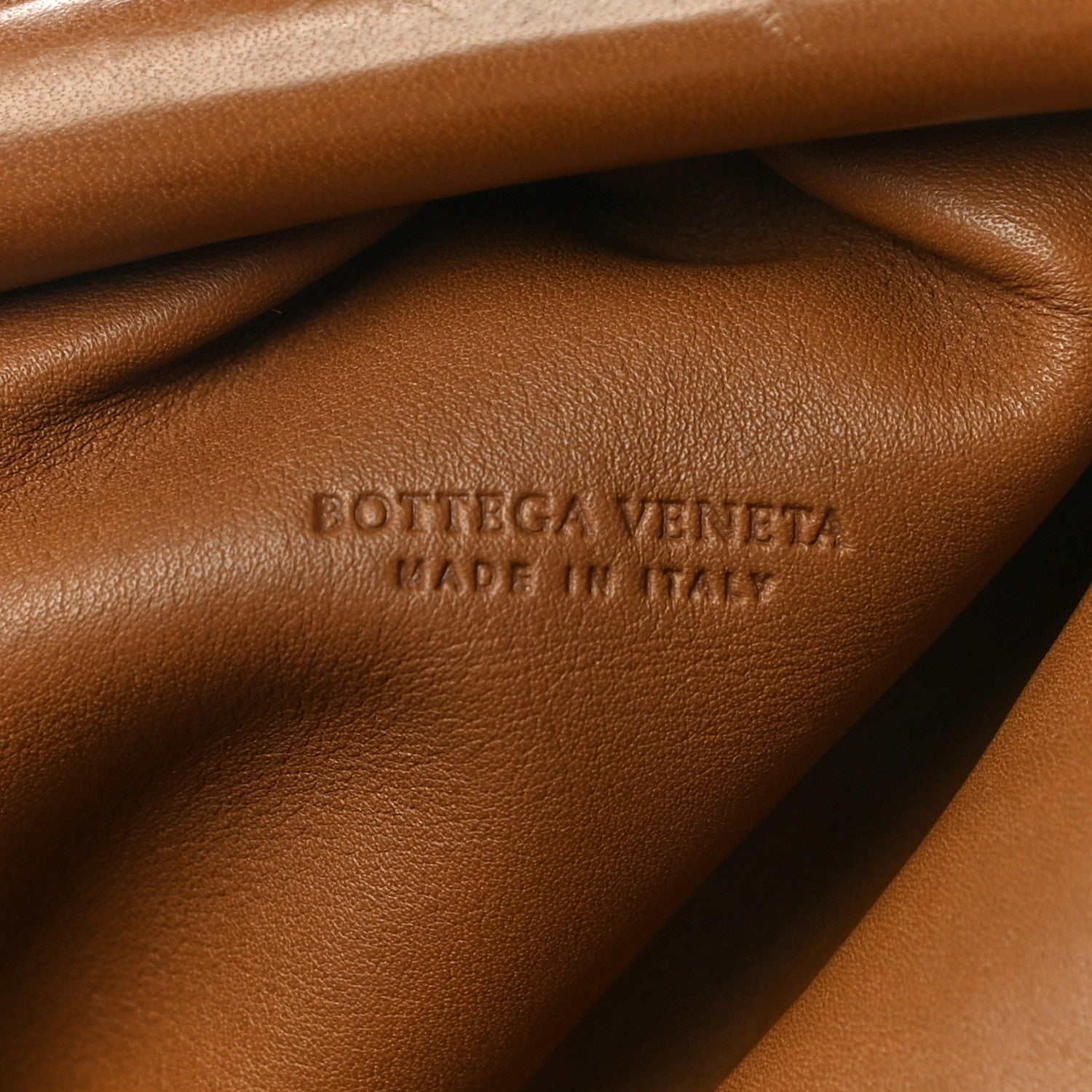 Bottega Veneta Butter Calfskin The Pouch 20 Cammello 7 of 11