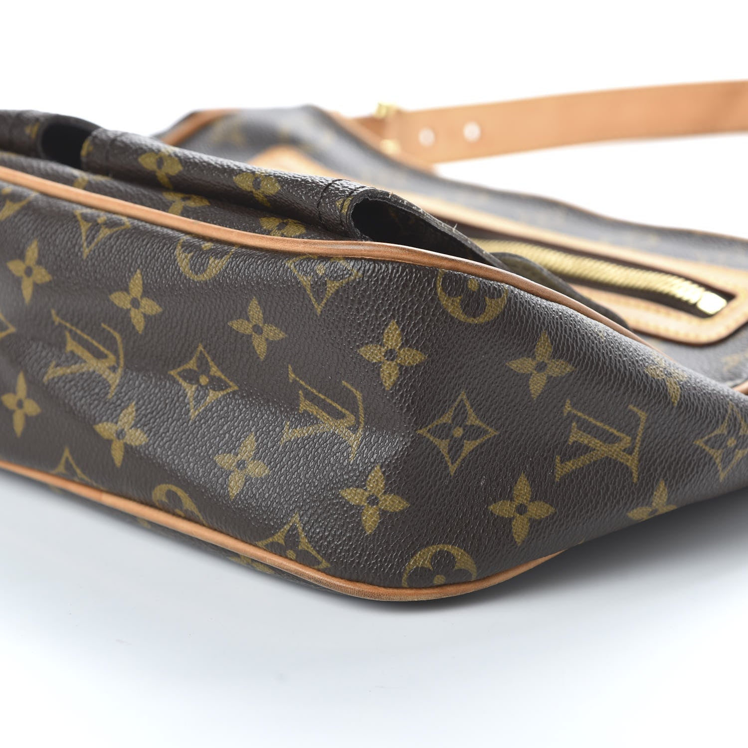Louis Vuitton Monogram Hudson GM 7 of 9