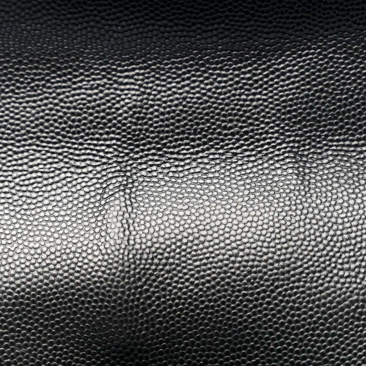 Caviar Quilted Medium Boy Flap Black