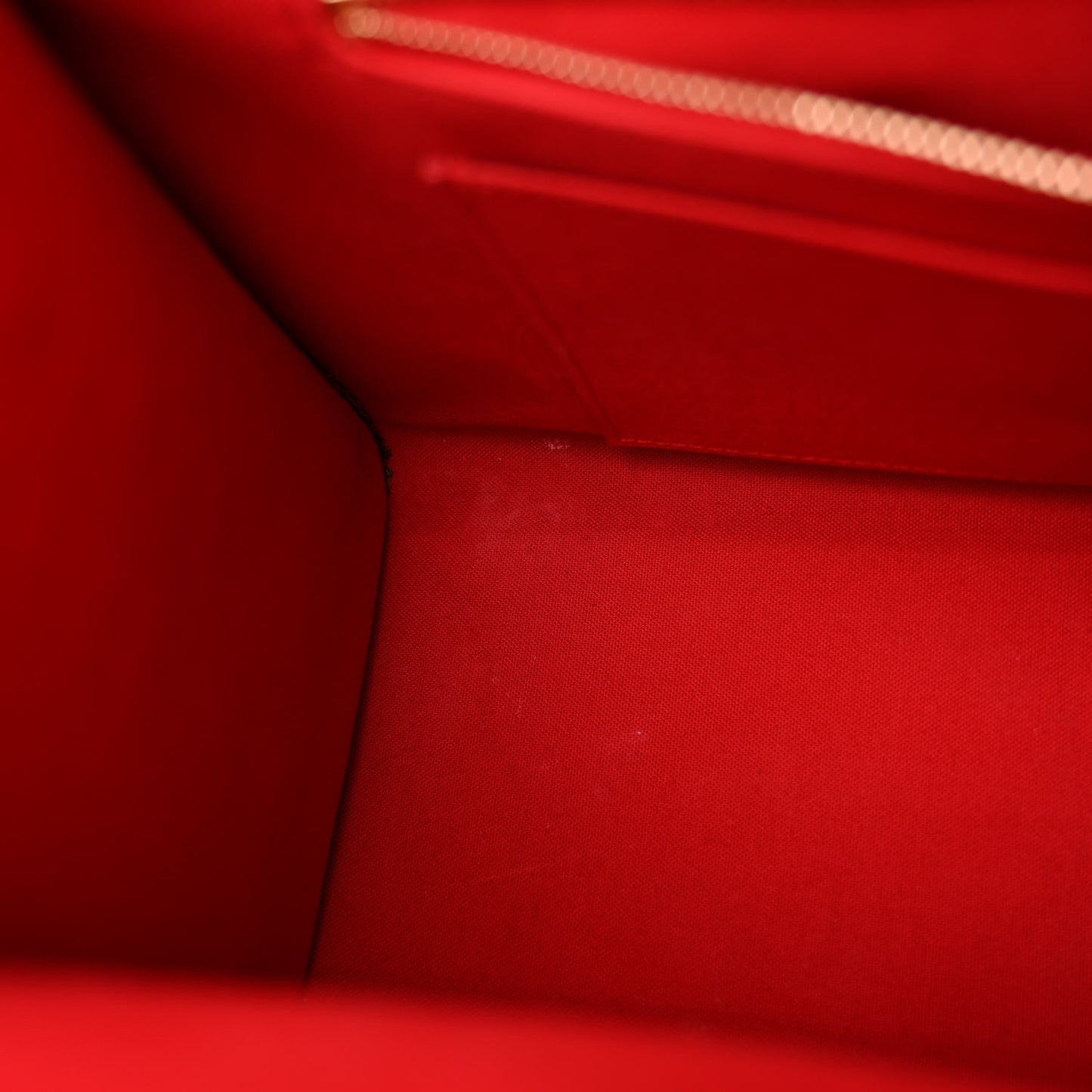 Reverse Monogram Giant Onthego MM