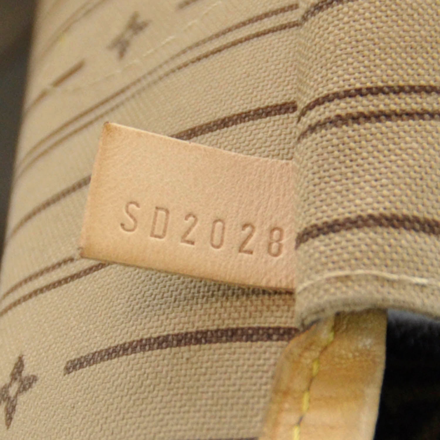 Louis Vuitton Monogram Neverfull GM 9 of 9