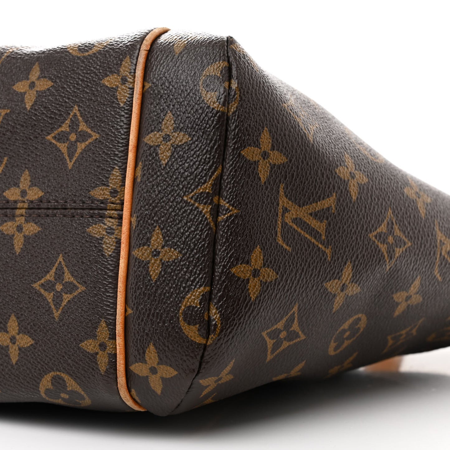 Monogram Totally PM