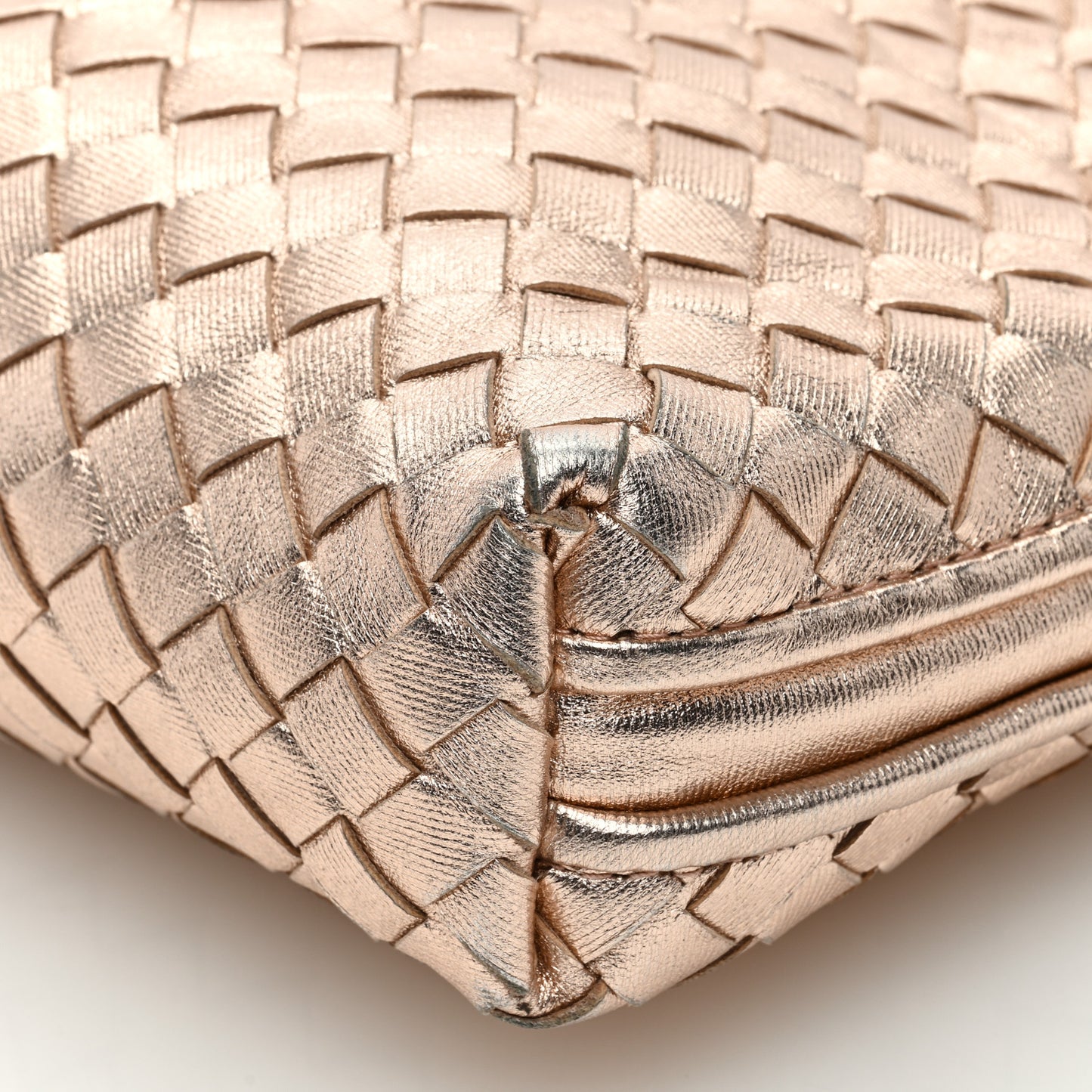 BOTTEGA VENETA Metallic Grosgrain Intrecciato Nodini Crossbody Messenger Copper