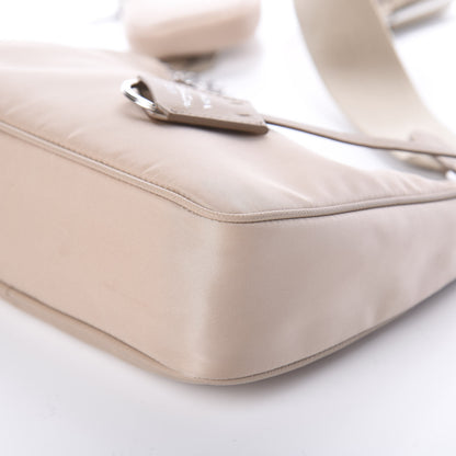 Prada Nylon Re-Edition 2005 Shoulder Bag Cammeo 8 of 8