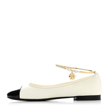 Chanel Lambskin Patent Calfskin Cap Toe Ankle Chain Ballerina Flats 38 White Black 1 of 8