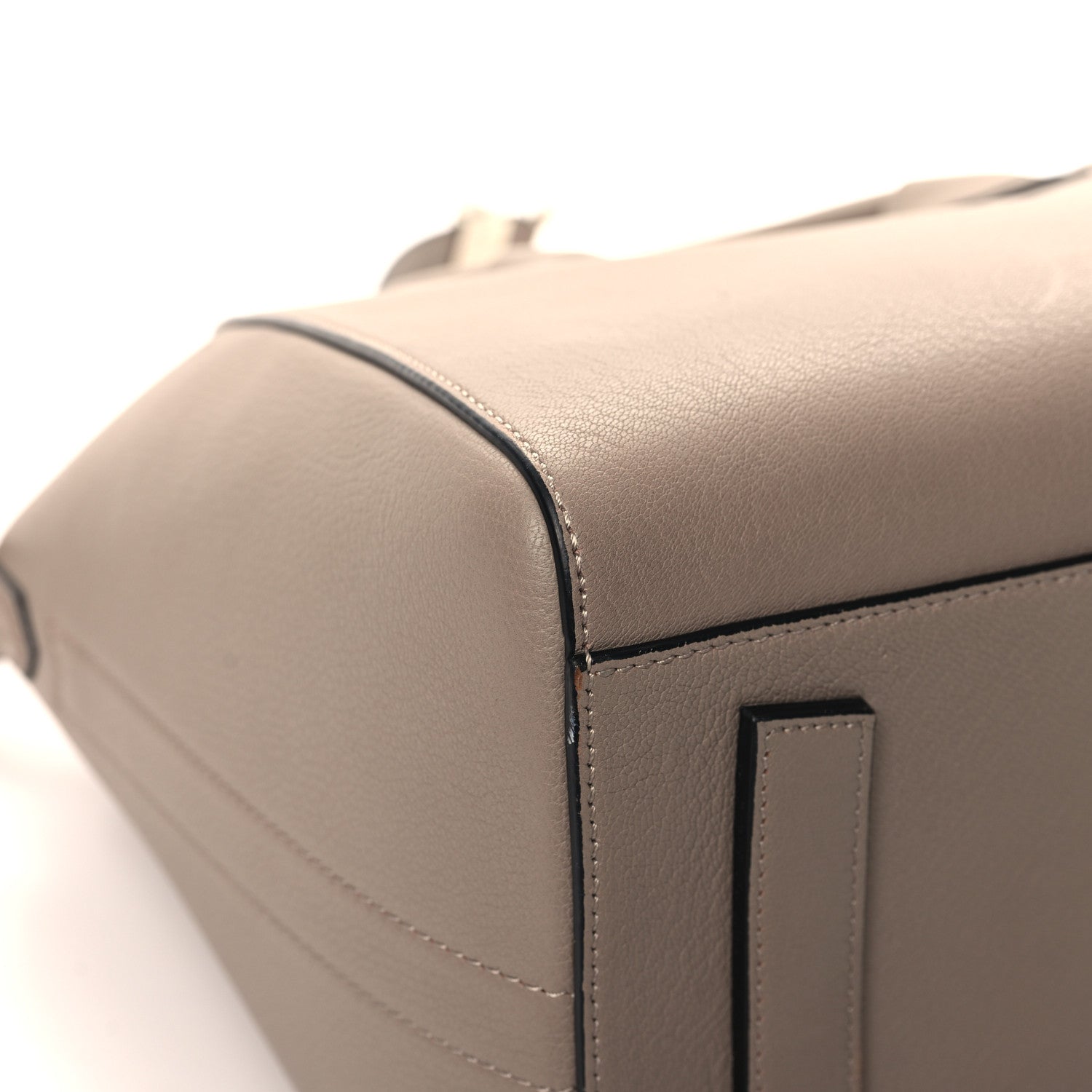 Givenchy Sugar Goatskin Medium Antigona Sand 11 of 13