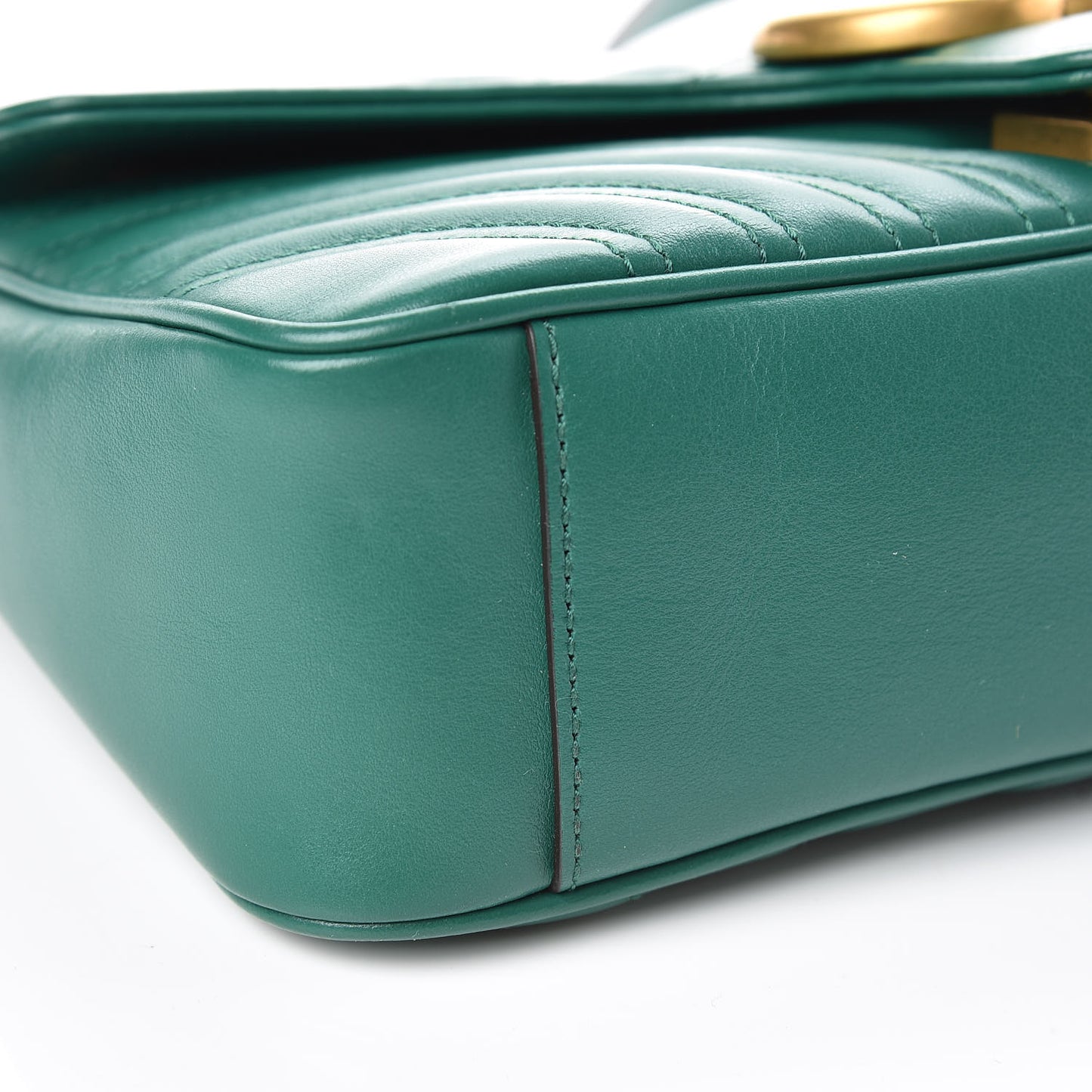 Calfskin Matelasse Small GG Marmont Shoulder Bag Emerald Green