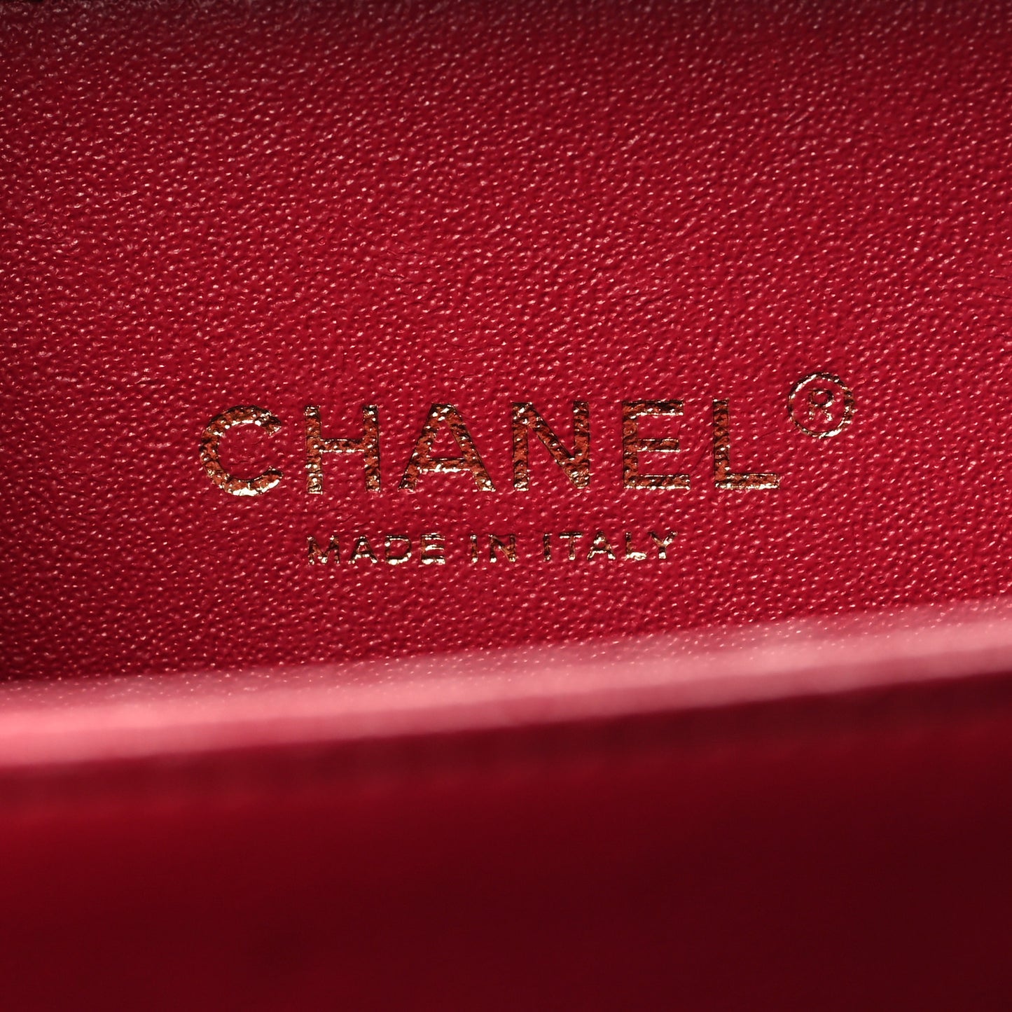 Caviar Quilted Small CC Filigree Vanity Case Black