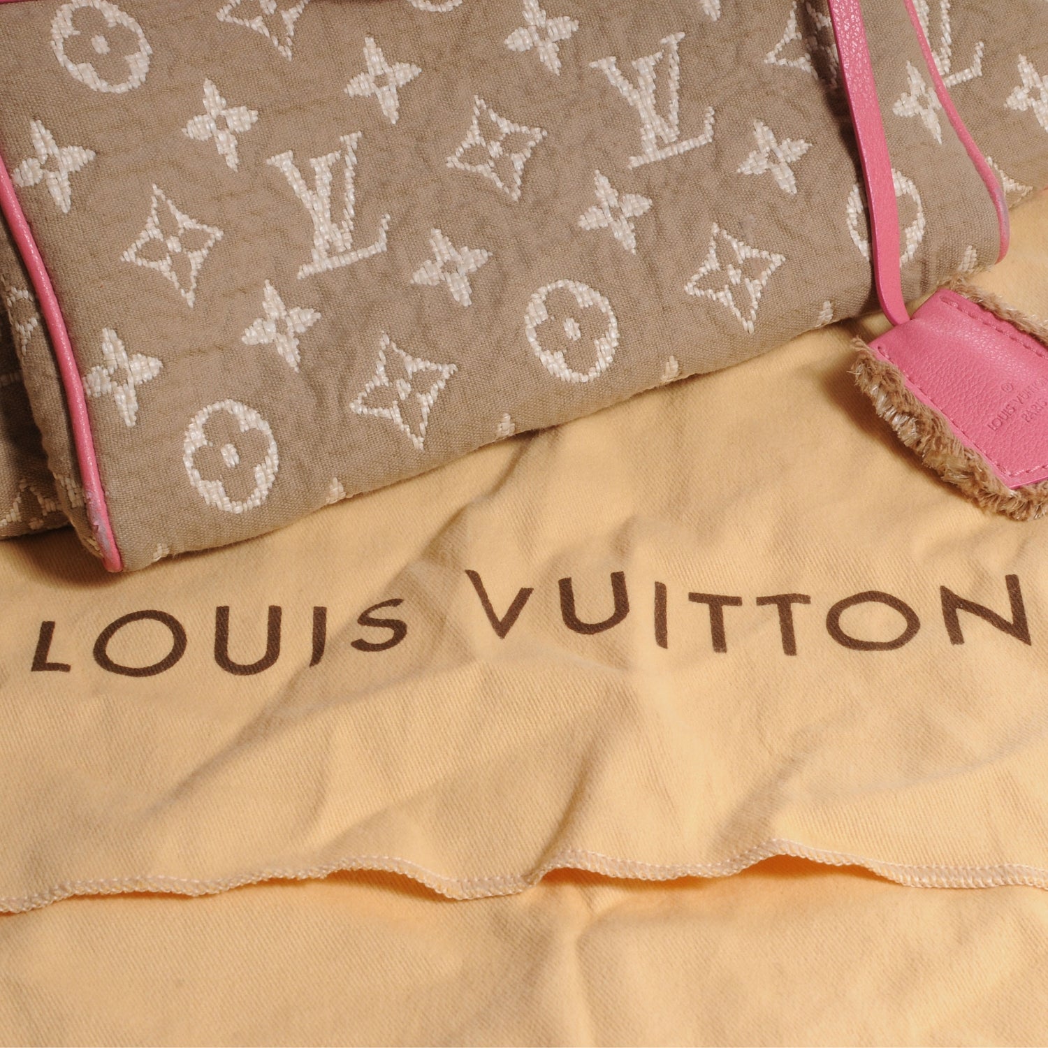 Louis Vuitton Monogram Sabbia Cabas MM Rose 5 of 8