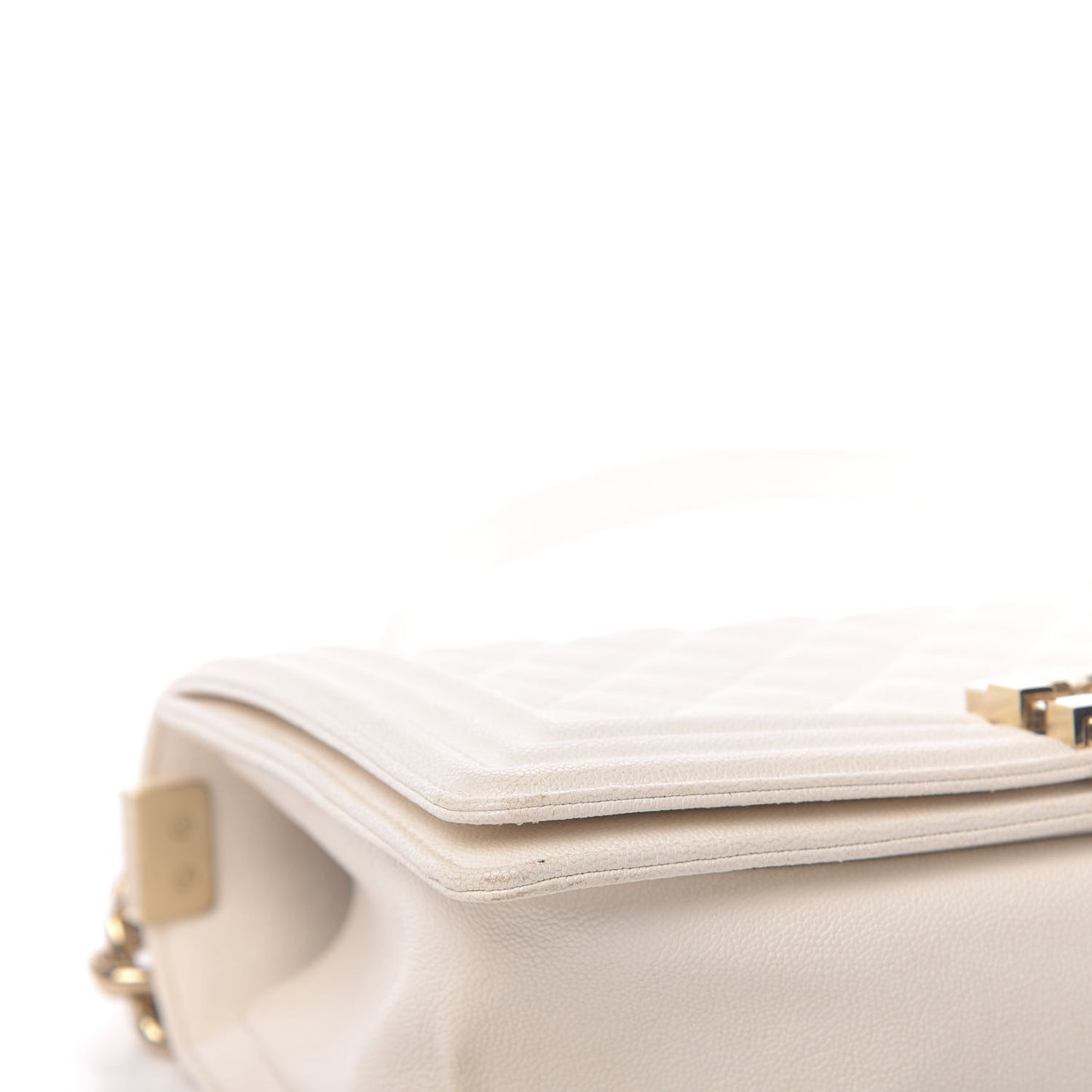 Caviar Quilted Medium Boy Flap Ivory