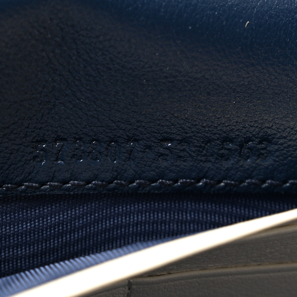 Gucci Vintage Effect Calfskin Matelasse Diagonal Torchon GG Marmont Chain Wallet Mystic White Blue Agata 7 of 13