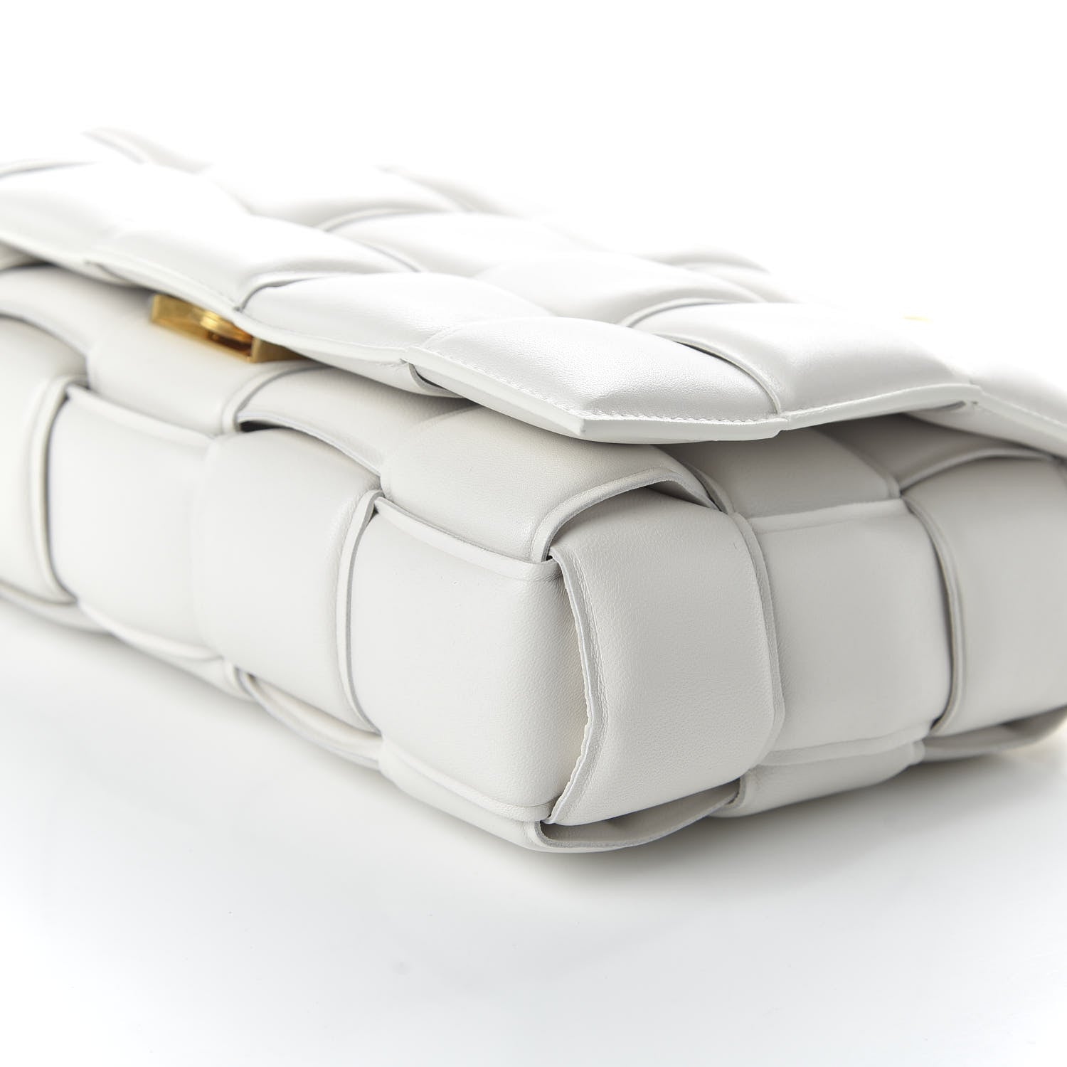 Bottega Veneta Lambskin Maxi Intreccio Padded Chain Cassette Crossbody Bag White 6 of 9