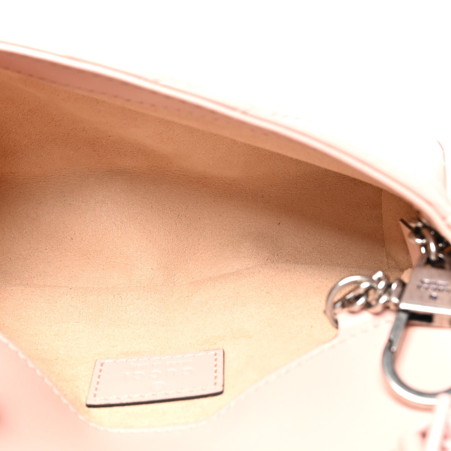 Calfskin Matelasse Monochrome GG Marmont Chain Belt Bag Perfect Pink