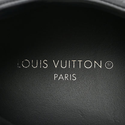 Louis Vuitton Iridescent Textile Monogram Calfskin Mens Run Away Sneakers 10 Black 8 of 11