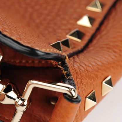 Valentino Garavani Pebbled Calfskin Large Rockstud Flip-Lock Messenger Bag Light Cuir 9 of 10