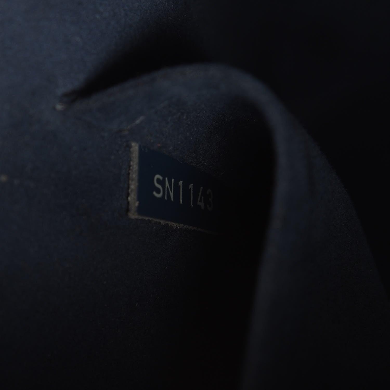 Louis Vuitton Epi Alma PM Indigo 7 of 11