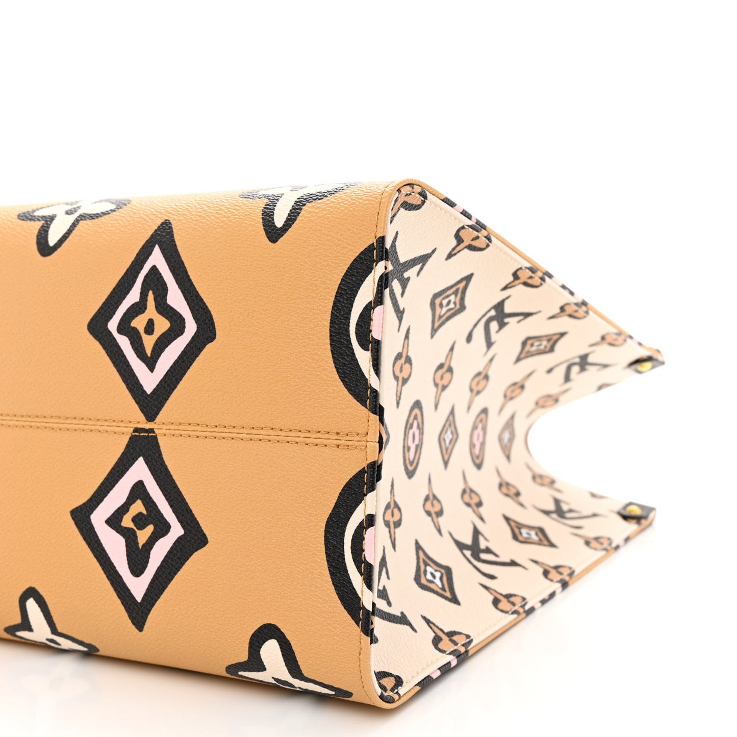 Monogram Giant Wild At Heart Onthego GM Arizona