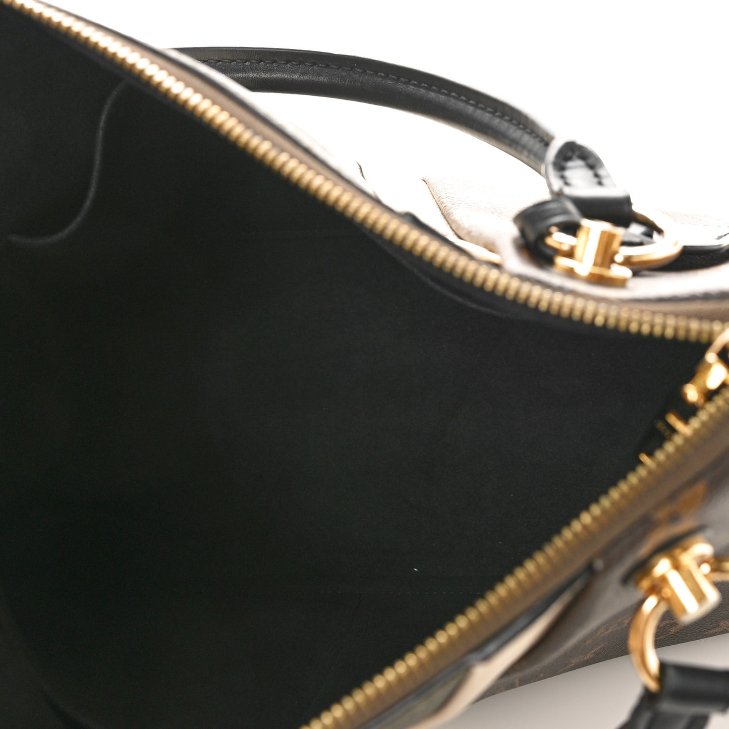 Monogram V Tote MM Khaki Cream