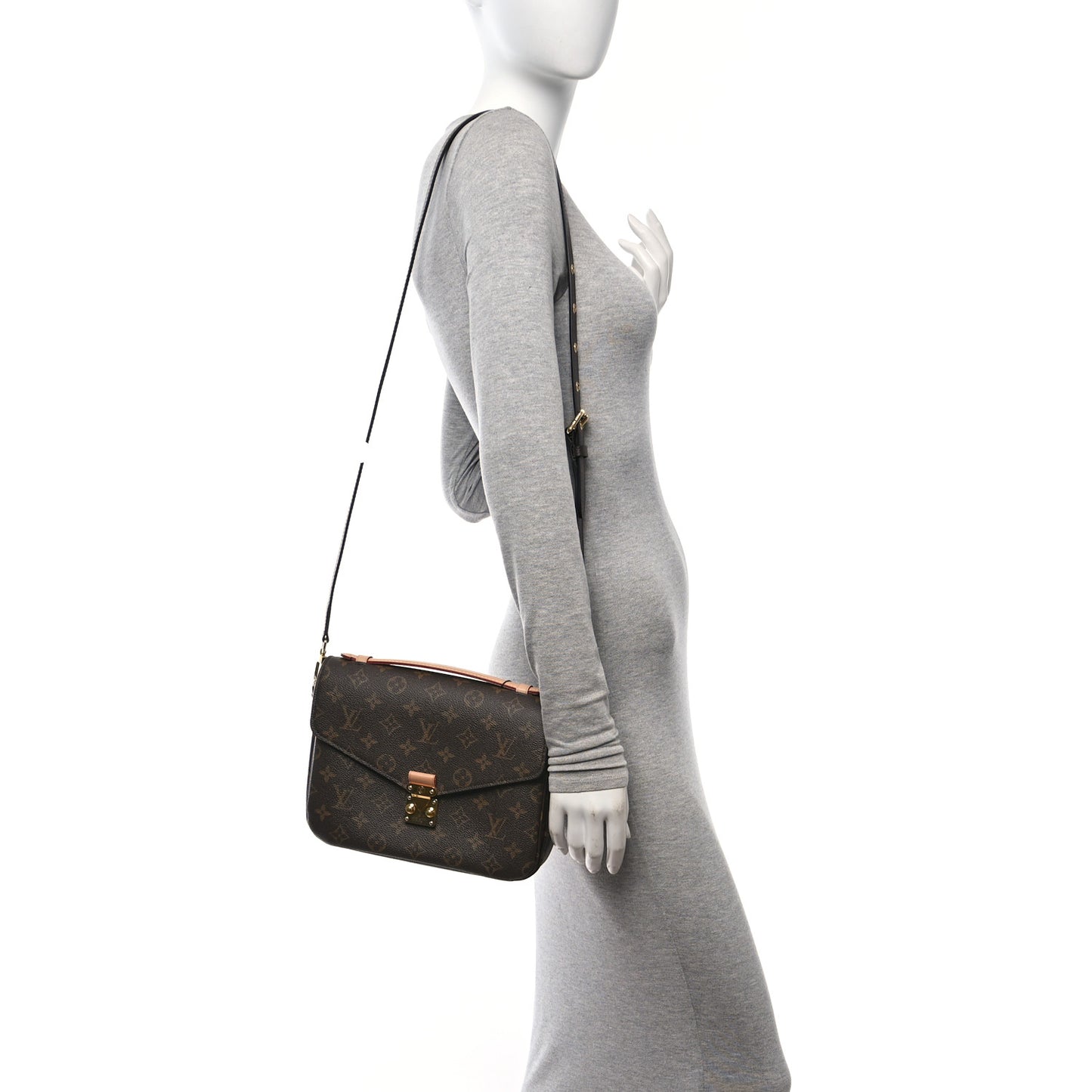 Monogram Pochette Metis