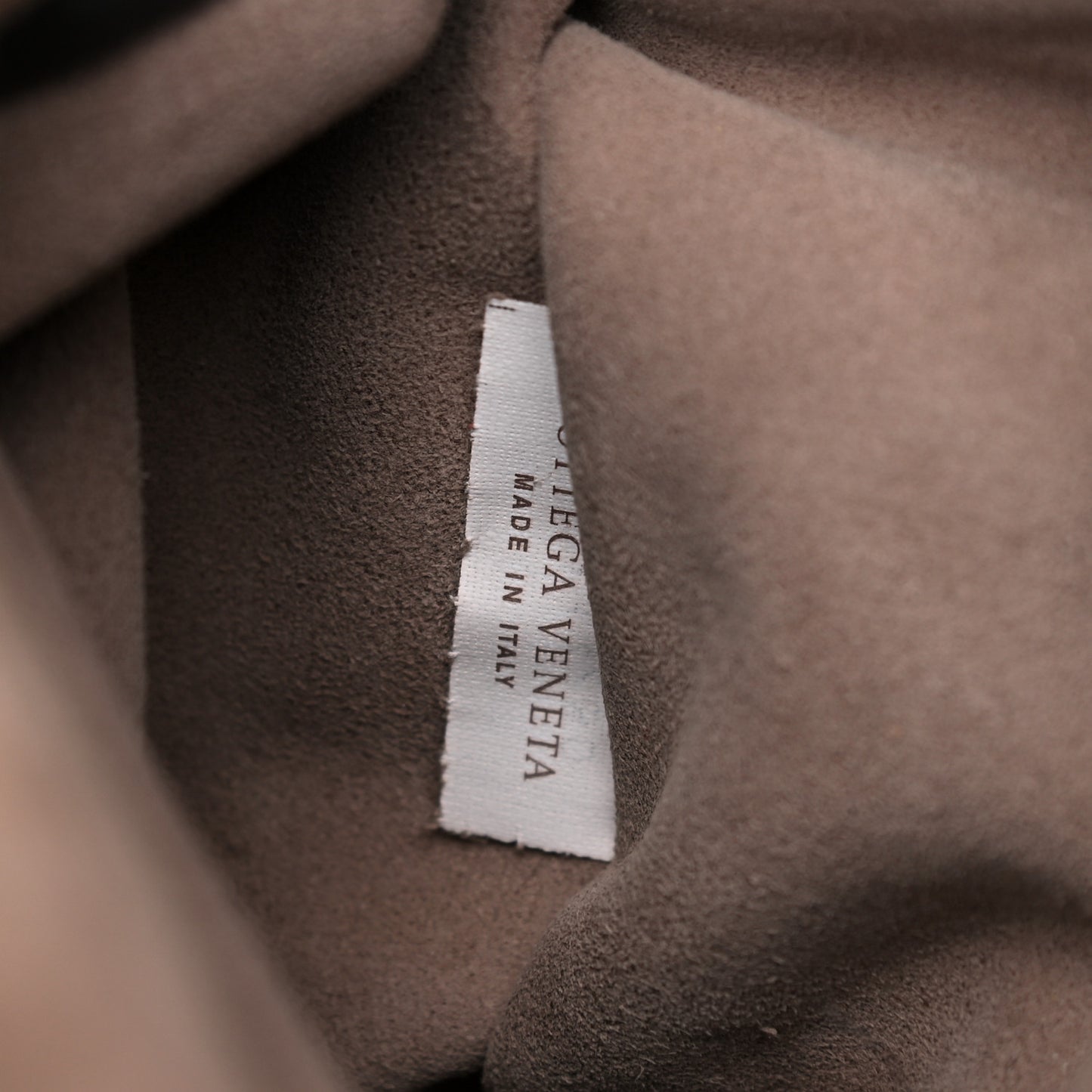 Nappa Intrecciato Small Veneta Hobo Ebano