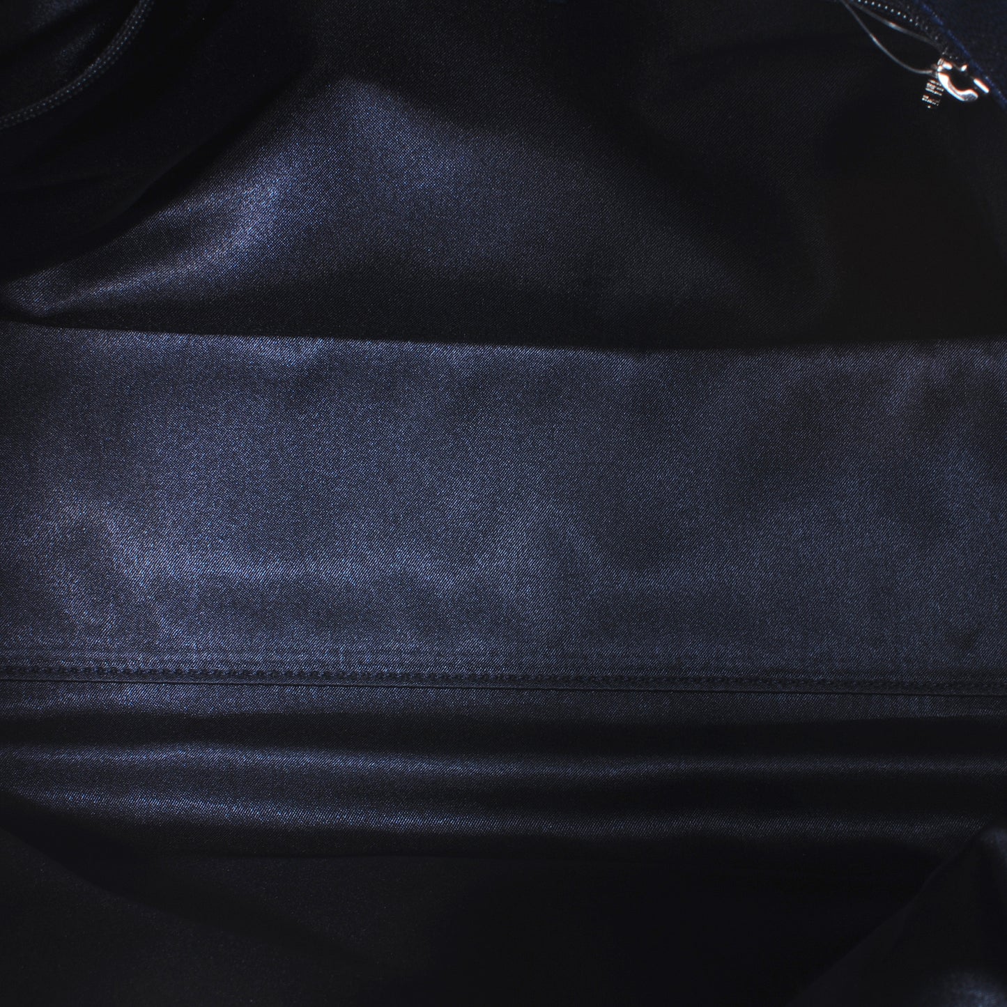 Patent Caviar Diamond Shine Small Reissue Tote Navy