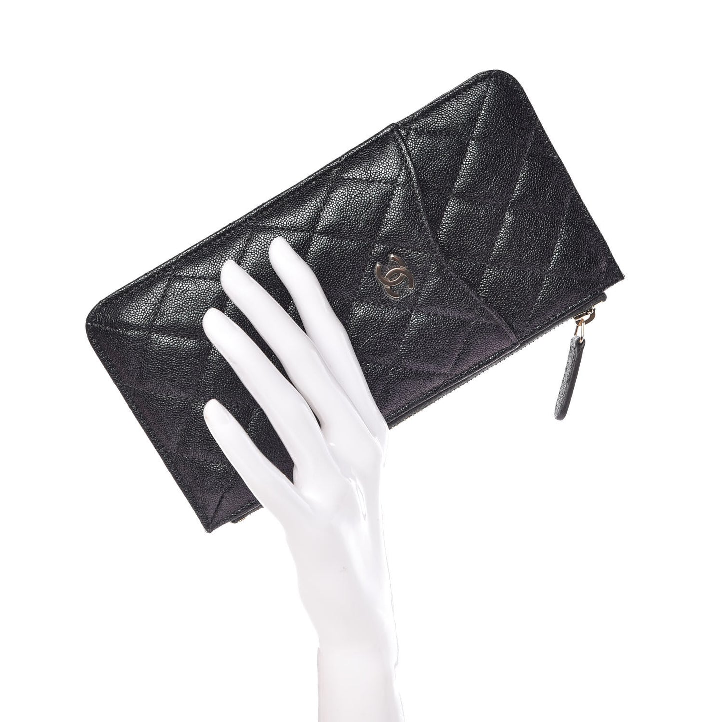 Iridescent Caviar Quilted Classic Flat Wallet Pouch Black