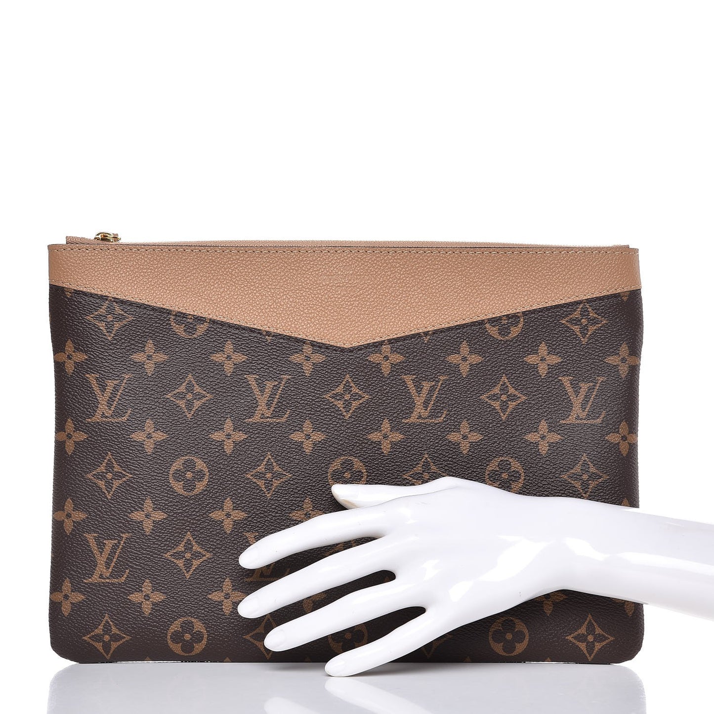 Monogram Daily Pouch Sesame