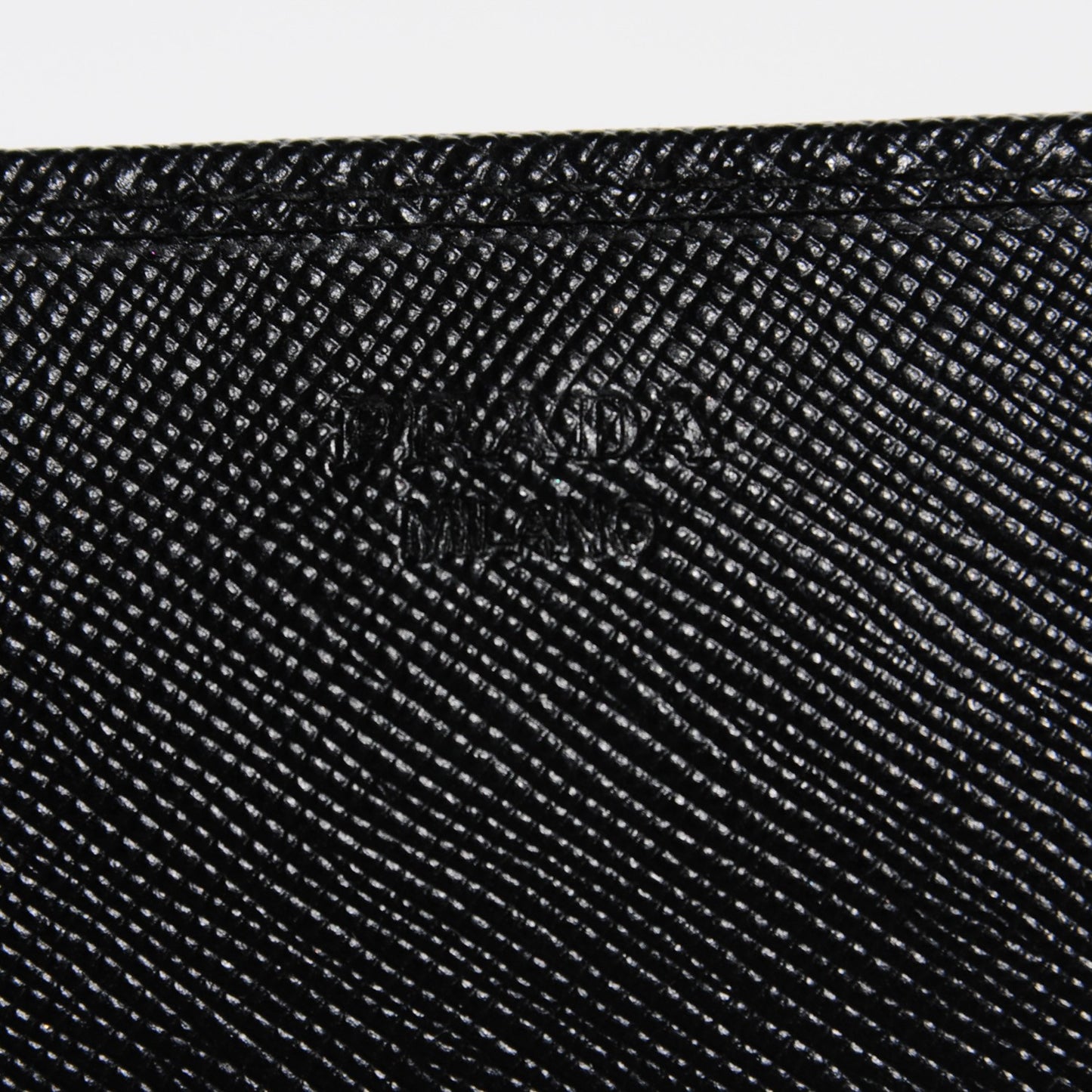 Saffiano Metal Oro Chain Wallet Nero Black