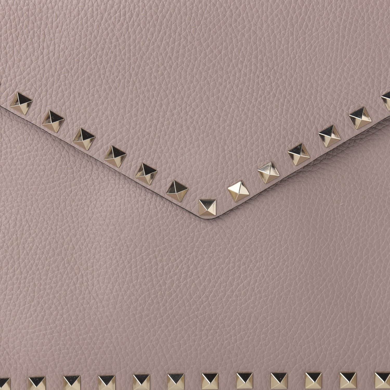 Valentino Garavani Pebbled Calfskin Rockstud Envelope Clutch Poudre 9 of 9