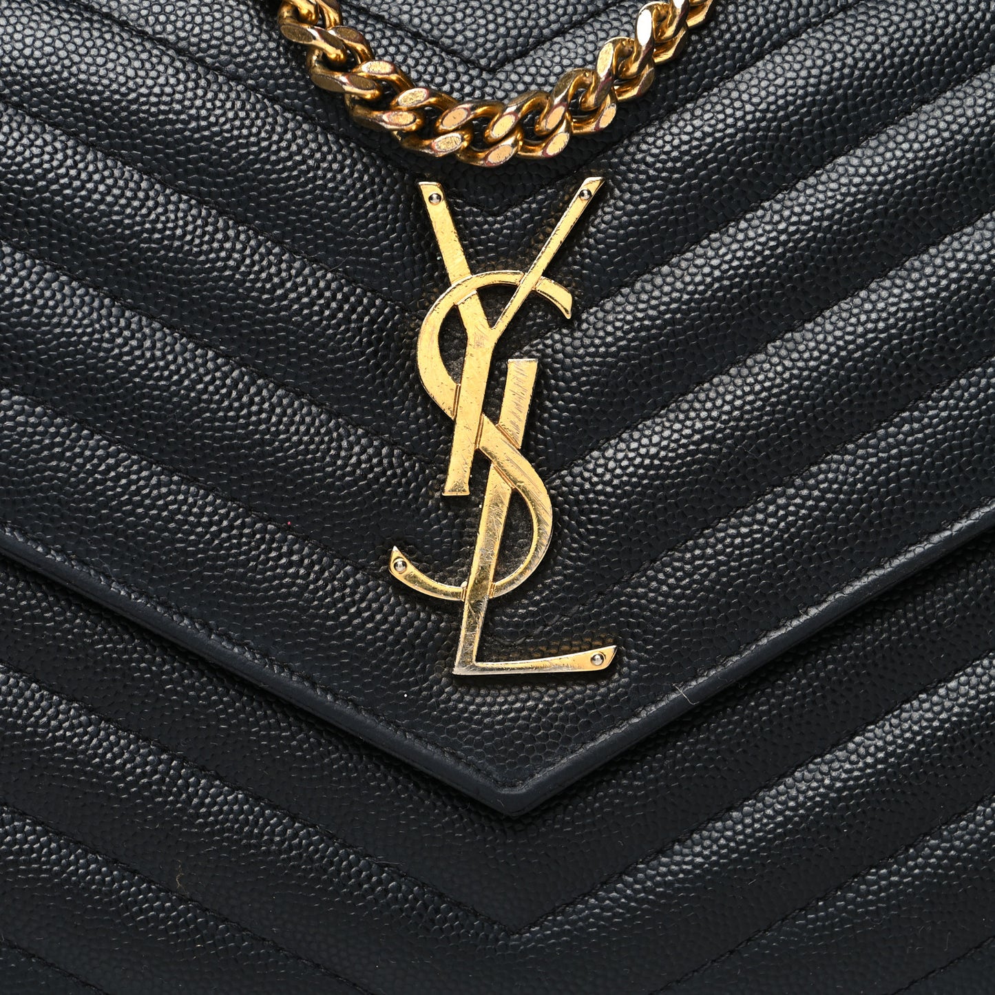 Grain De Poudre Matelasse Chevron Monogram Chain Wallet Black