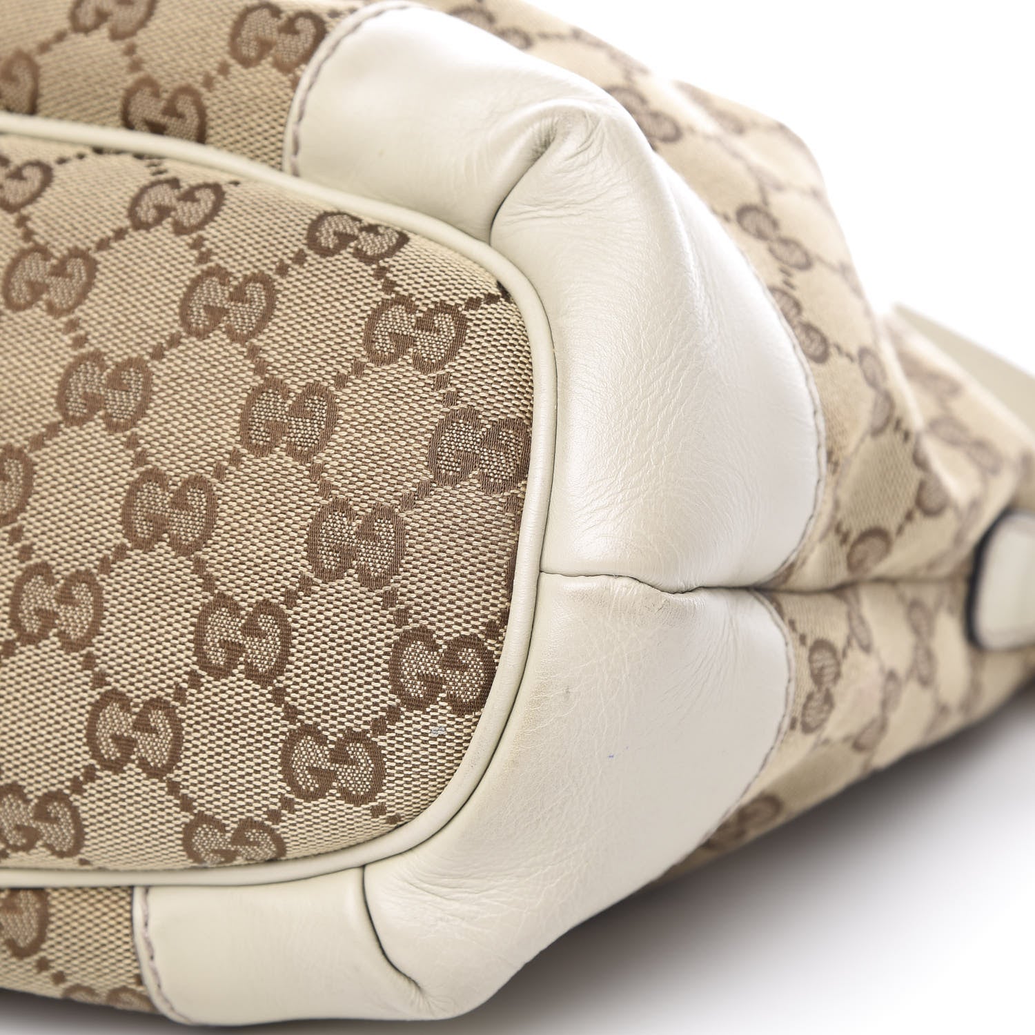 Gucci Monogram Margaux Calfskin Medium Sukey Top Handle Bag Beige Ebony Mystic White 11 of 15