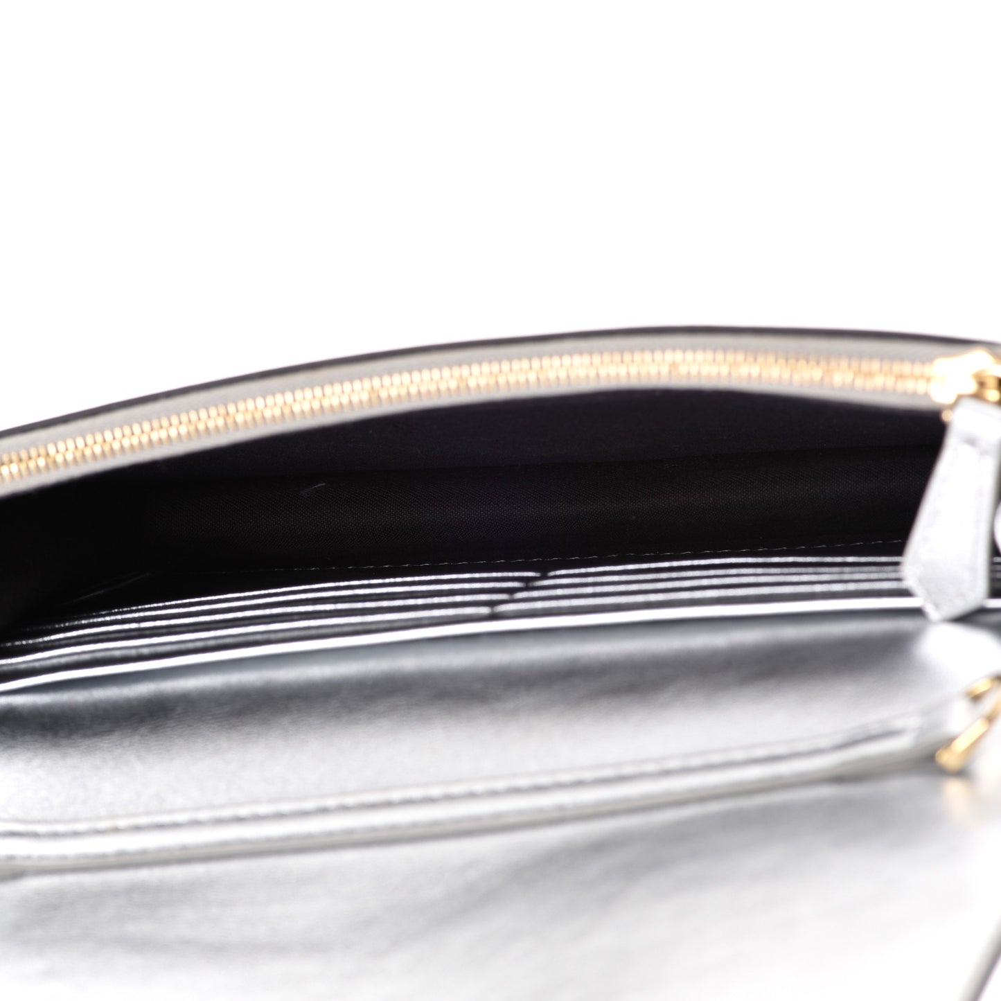 Vitello Catalan Mirror Logo Embossed Medium Wallet On Chain Argento