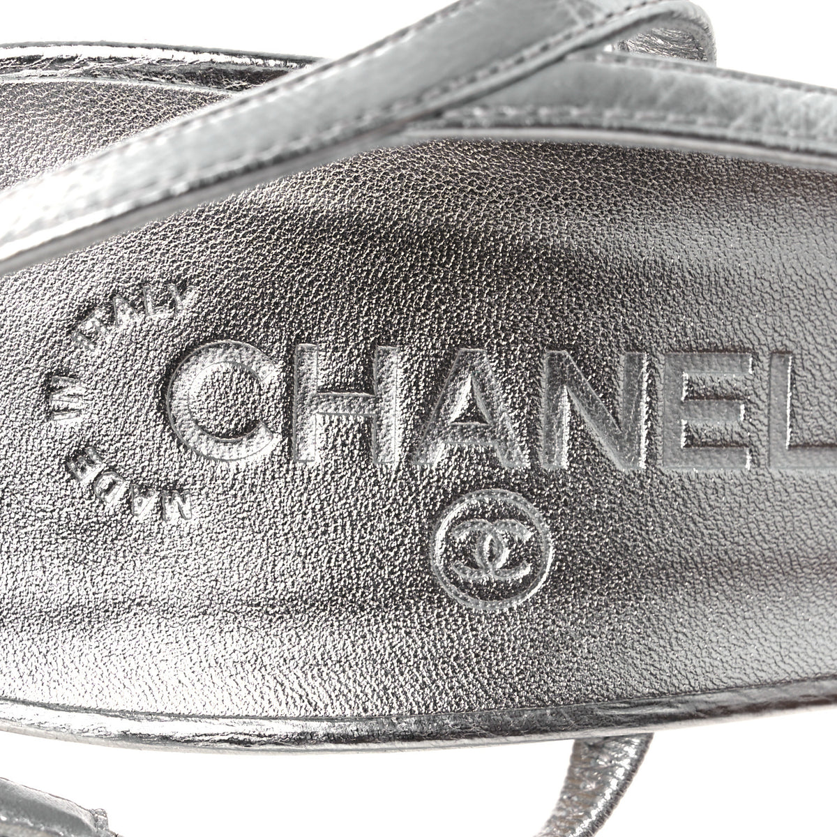 Chanel Laminated Crumpled Lambskin Grosgrain Cap Toe CC Slingback Pumps 41 Silver Black 8 of 11