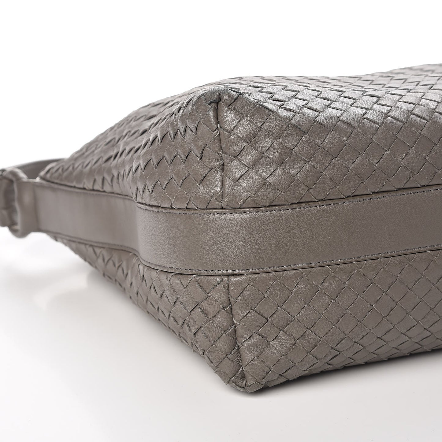 Nappa Intrecciato Pyramid Hobo Light Grey
