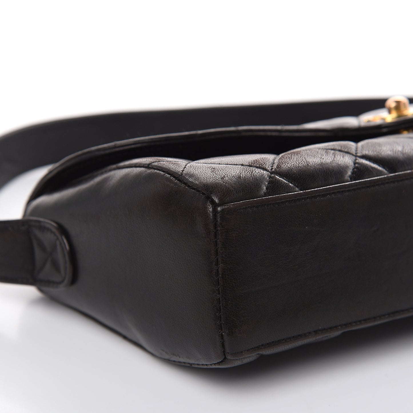 Lambskin Quilted East West Flap Black