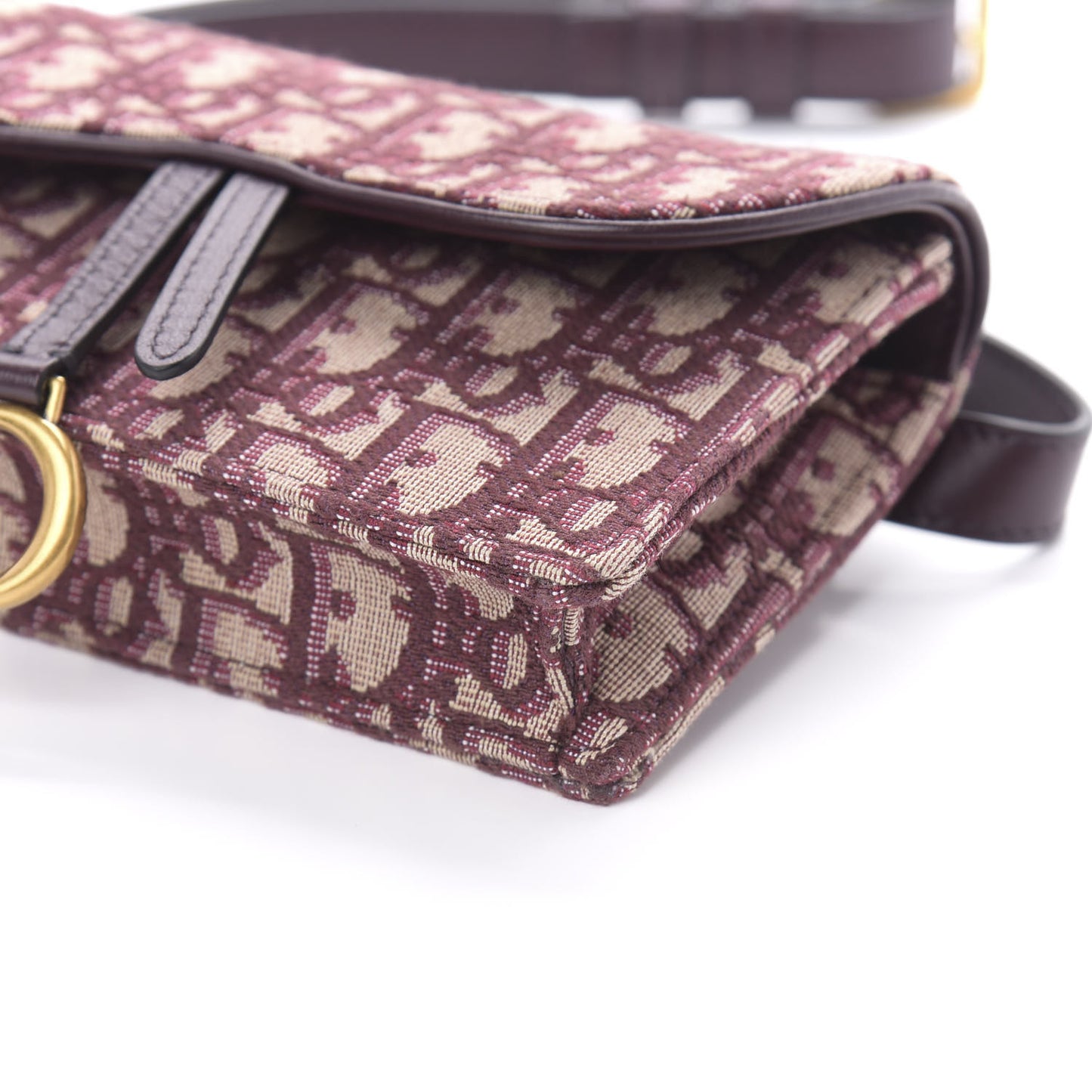 Oblique Saddle Belt Bag Bordeaux