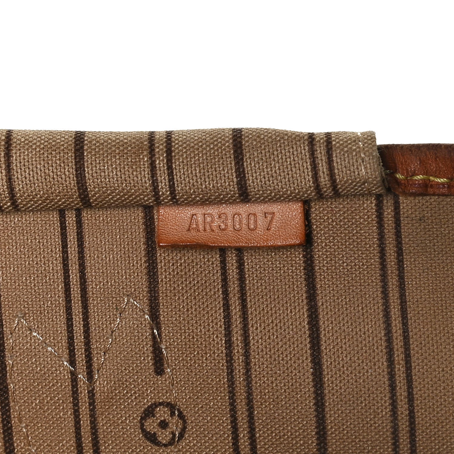 Louis Vuitton Monogram Neverfull MM 8 of 13